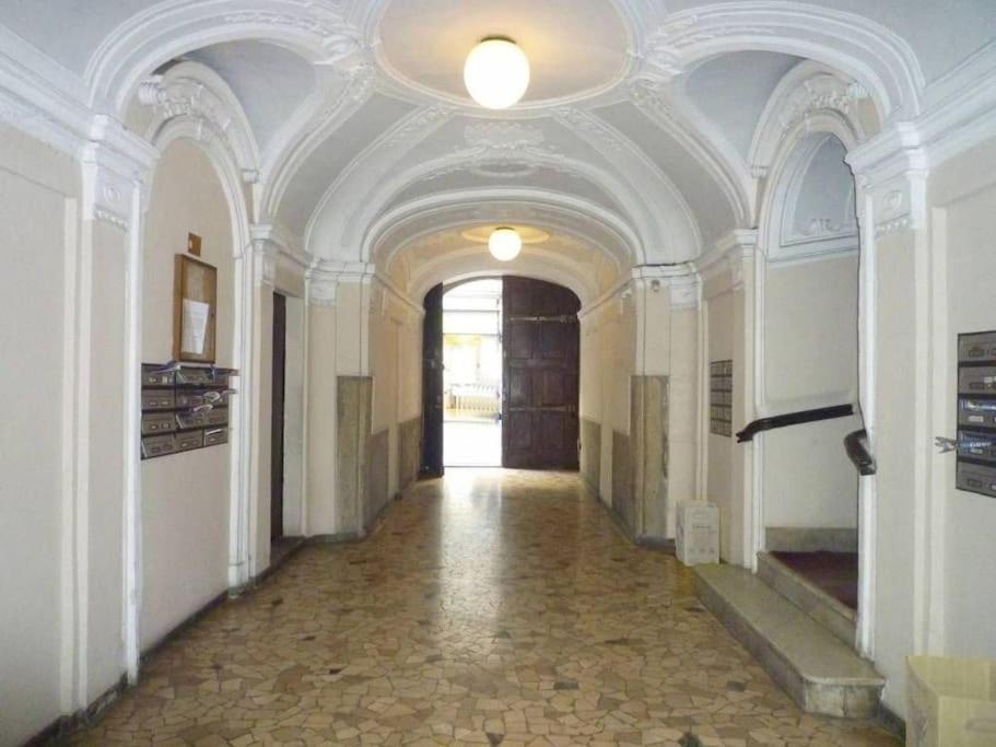 Elegante Appartamento In Centro. Turín Exteriér fotografie